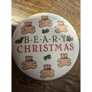 1986 Merry Beary Christmas Holidays‎ Stuffed Animal Bear Vintage Button Pin